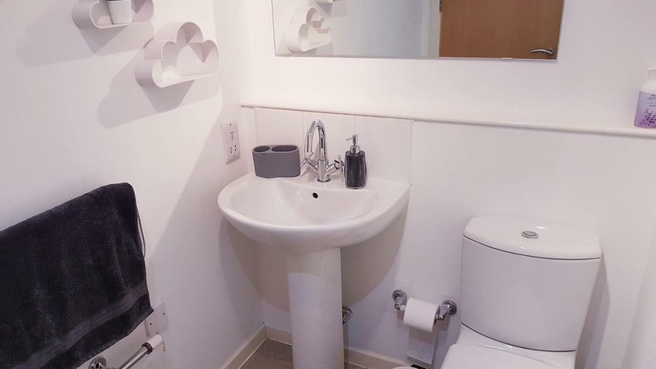 Marco Island -Spacious City Centre 2 Bedroom Apartment Nottingham Esterno foto